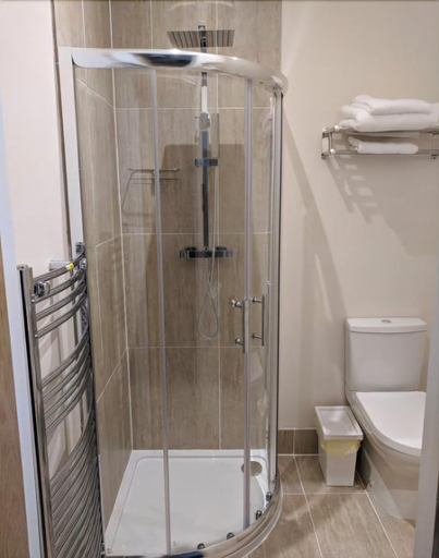 Bathroom 4, Lion House Bed and Breakfast, Devon