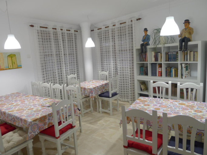 Public Area 3, Hostel Conil - Habitaciones con bano privado en el centro de Conil, Cádiz