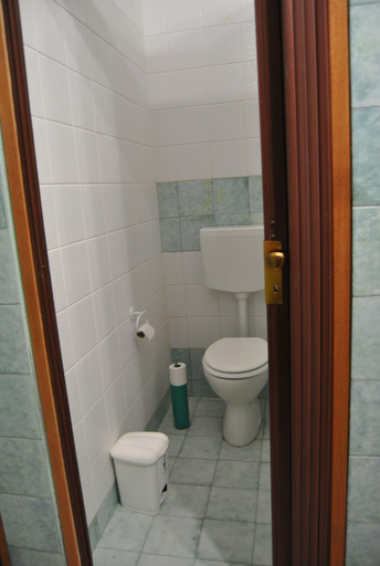 Bathroom 4, Balarm Hostel, Palermo