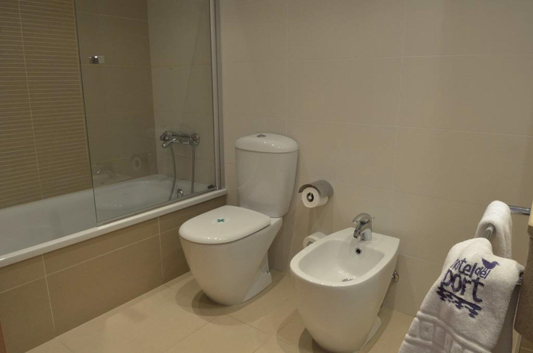 Bathroom 4, Hotel del Port, Tarragona