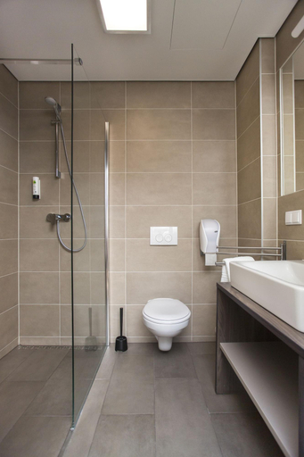 Bathroom 4, B&B Hotel Graz-Hbf, Graz