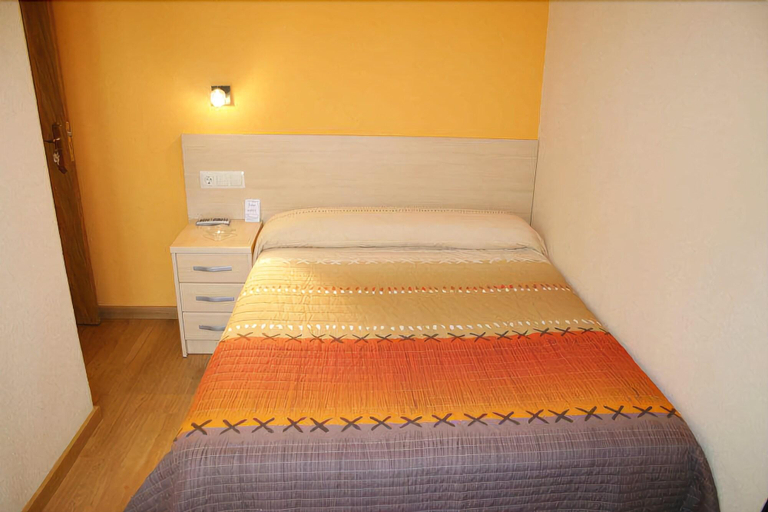 Bathroom 4, Hostal Hispa Nico I, Salamanca