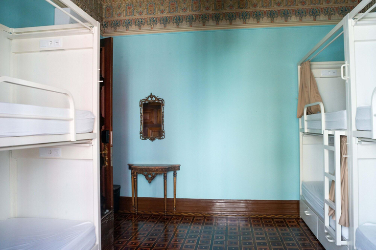 Bathroom 5, Sant Jordi Hostels Lisbon, Lisbon
