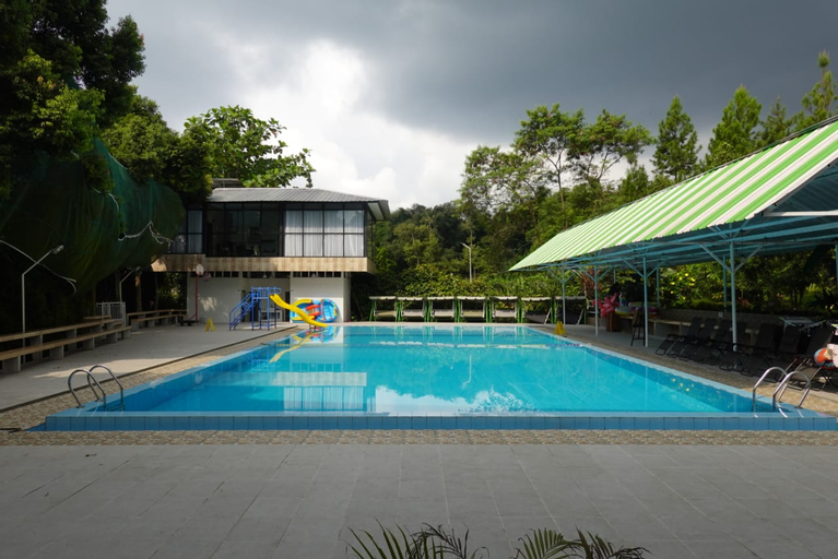 Kebunsu Bogor - Villa One + One Plus 17 Bedrooms, Bogor