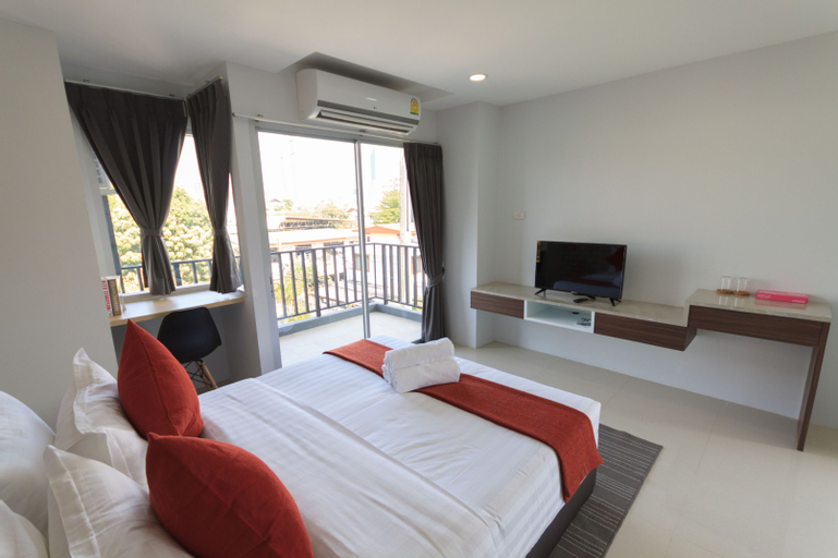 Bedroom 6