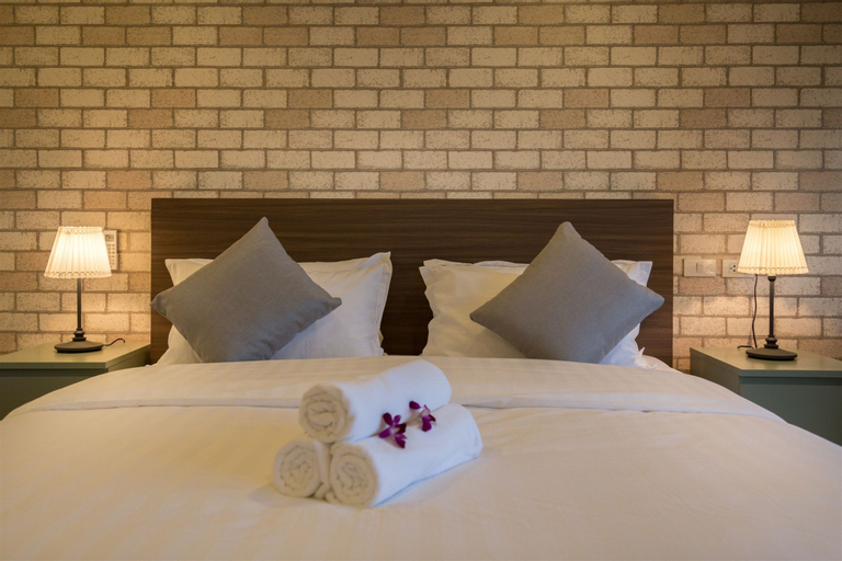 Bedroom 12