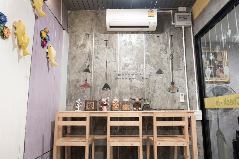 Public Area 2, Check-in My Hostel, Pathum Wan