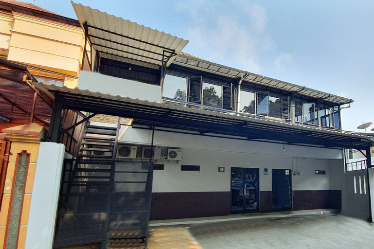 Cari 012 Bright Batavia, West Jakarta