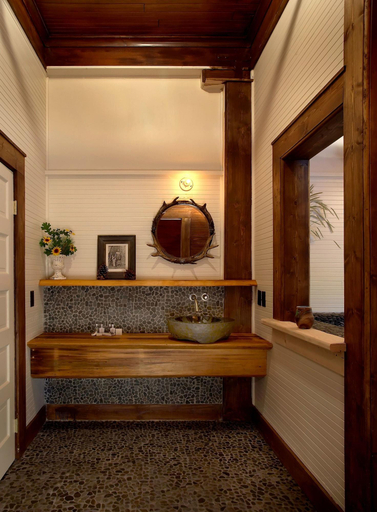 Public Area, Mccloud Mercantile Hotel, Siskiyou