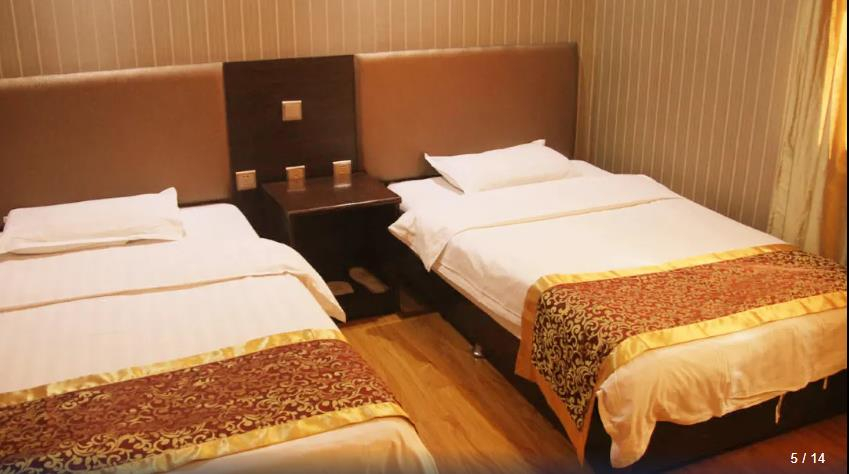 Bedroom, Xinhang Art Hotel, Ürümqi