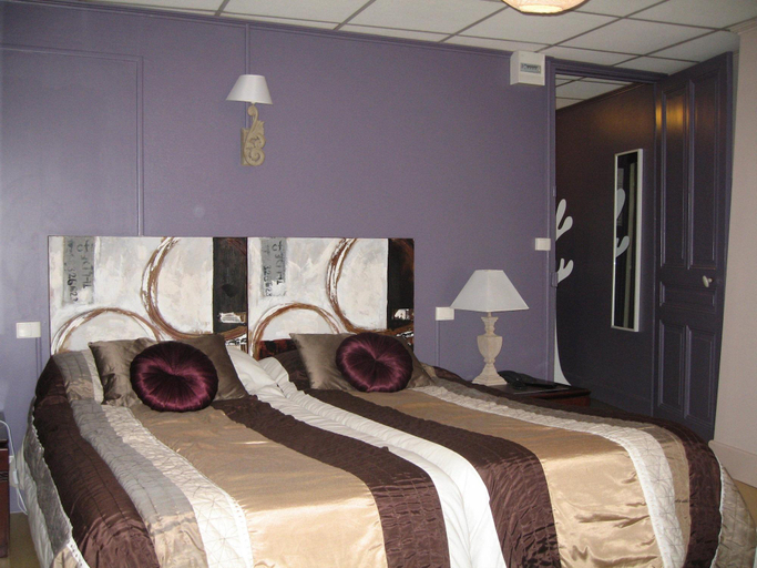 Bedroom 3, Au Faisan Doré, Ain