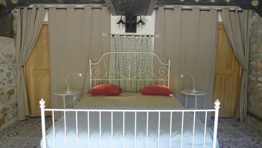 Others 5, Le Manoir, Rhône