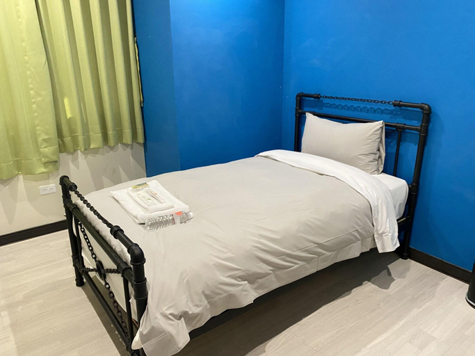 Bedroom 4, Saint Hostel, Yulin