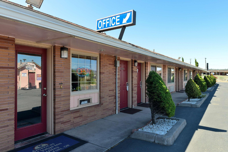 Exterior & Views 2, Americas Best Value Inn & Suites Klamath Falls, Klamath