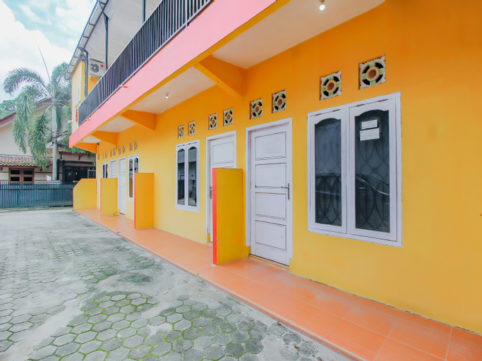 OYO 90216 Kost Sanny, Prabumulih