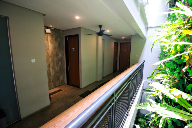 Public Area 14
