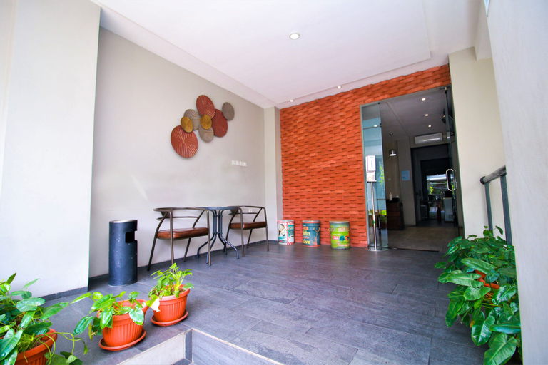 Public Area 12