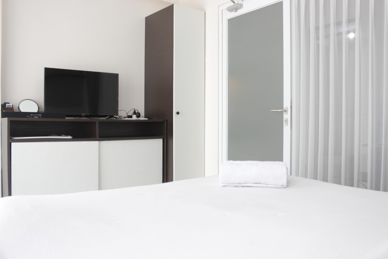 Others 2, Artistic 1BR Apartment at Gateway Pasteur near Exit Toll Pasteur By Travelio, Bandung