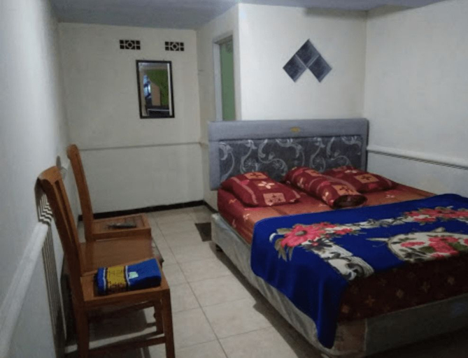 Bedroom 1, Villa Songgoriti No 15, Malang
