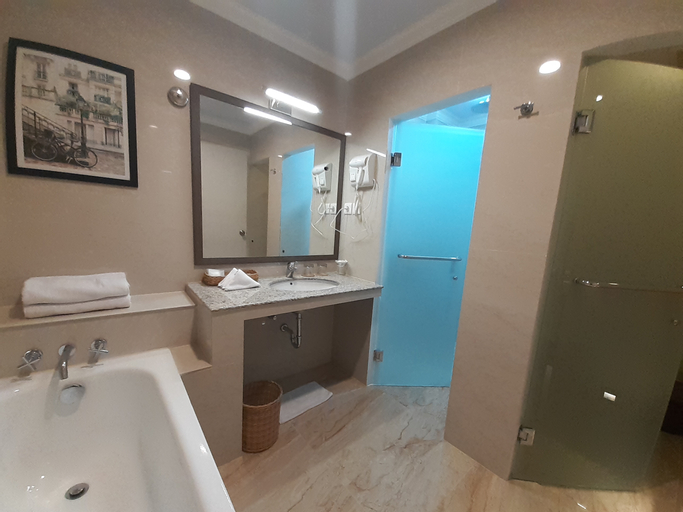 Bathroom 2