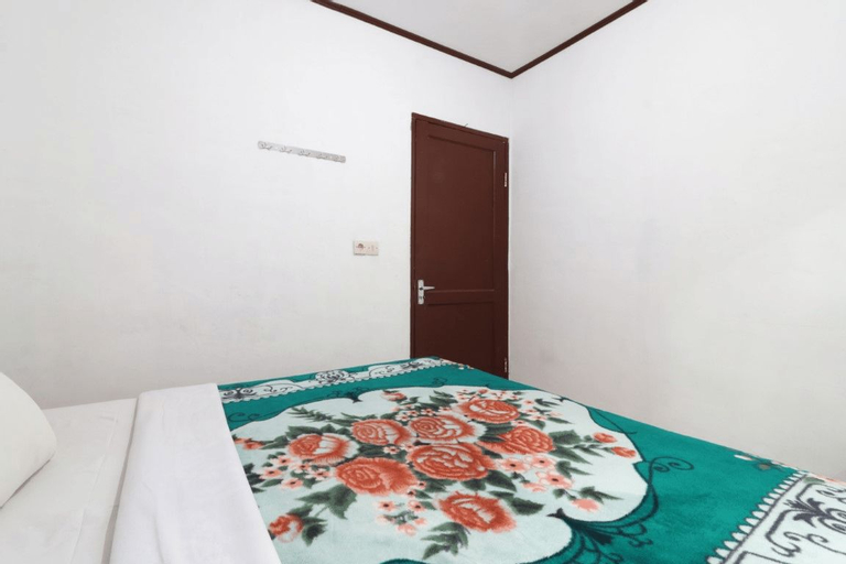 Bedroom 3, Villa Keluarga Bre Batunanggar, Karo