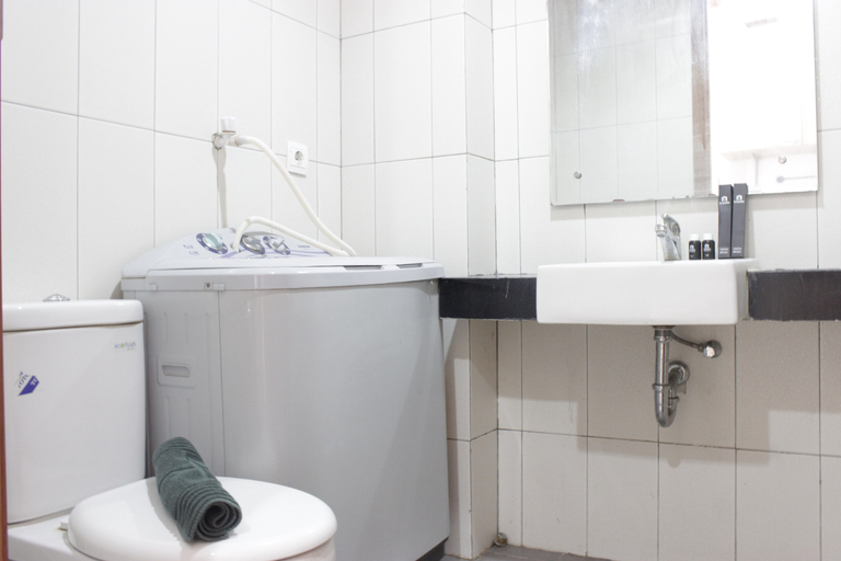Others 4, Bright Studio Room at Dago Suites Apartment near ITB By Travelio, Bandung