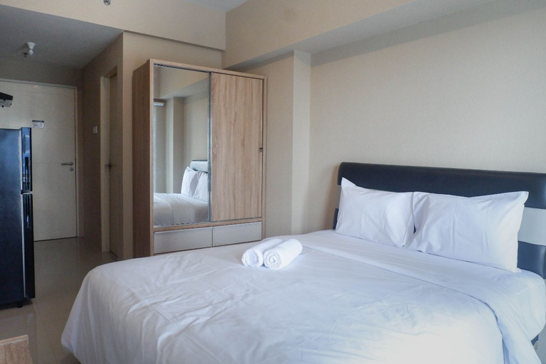Bedroom 2, Restful Studio Apartment at Orchard Supermall Mansion By Travelio, Surabaya