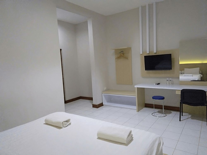 Twin Star Hotel Solo, Solo