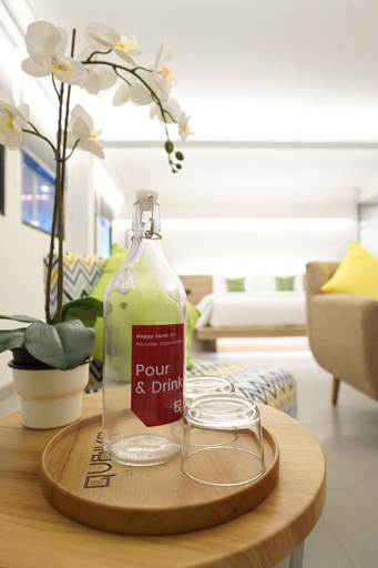 Qubika Boutique Hotel - Food & Drinks