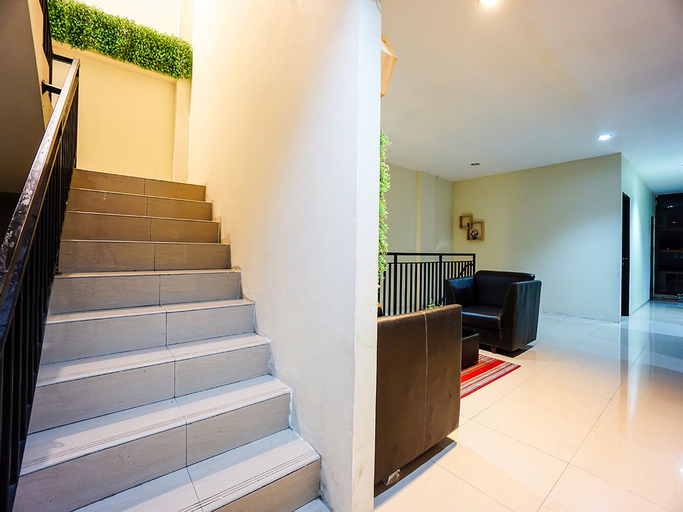 OYO 1769 Rid's Hotel, Manado