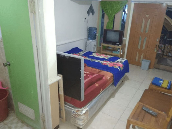 Bedroom 4, Villa Songgoriti No 15, Malang