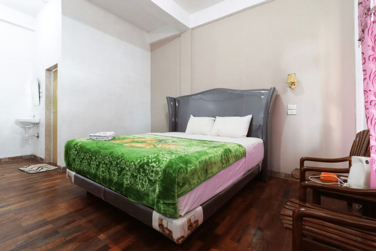 Bedroom 4, Villa Keluarga Bre Batunanggar, Karo