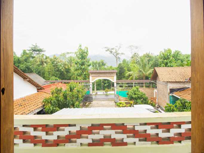 OYO 3355 Homestay Syariah Asyuban, Magelang