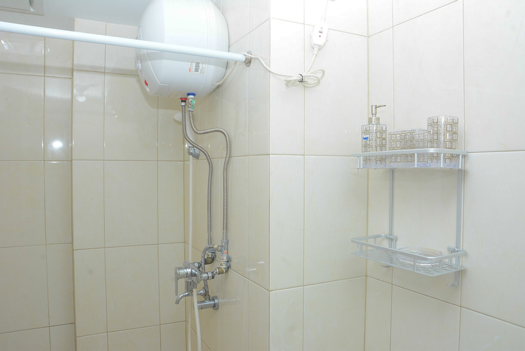 Bedroom 4, New Furnished and Cozy Stay @ 2BR Springlake Bekasi Apartment By Travelio, Bekasi