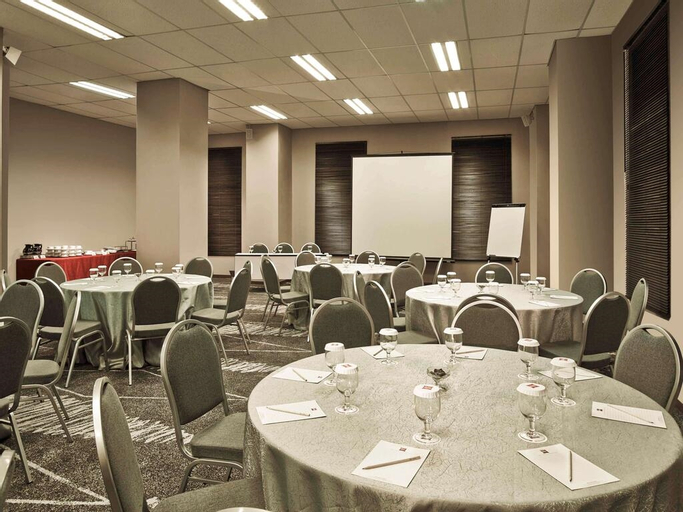 Hotel Sentral Cawang Jakarta, East Jakarta