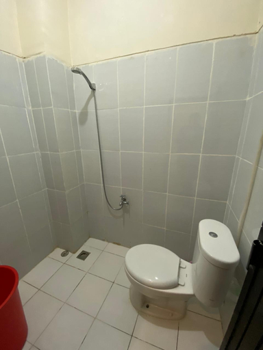 Bathroom 5, Pondok Elit Kos 888, Makassar