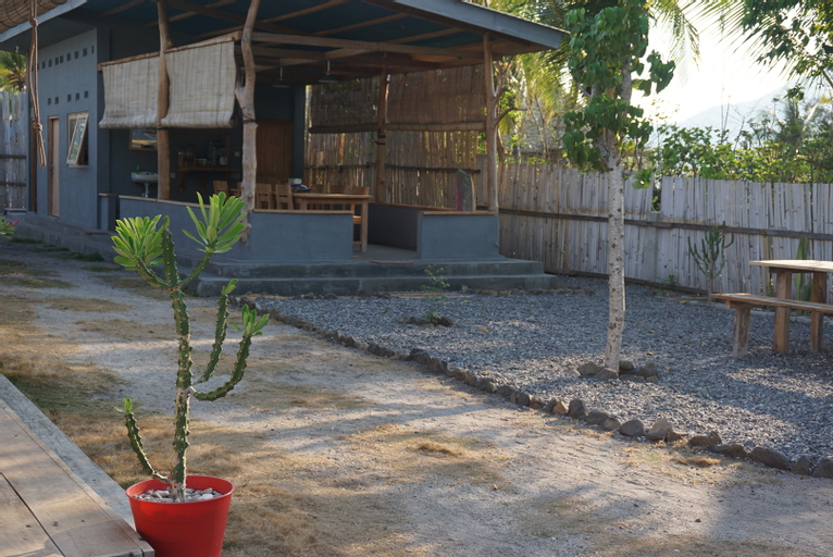 Exterior & Views 5, Air Stay, Alor