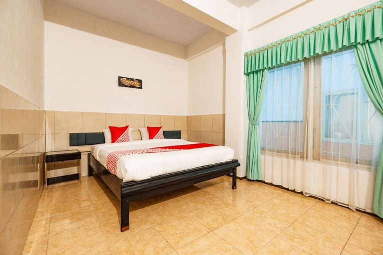 Bedroom 1, Super OYO 2855 Sartika Hotel Pati, Pati