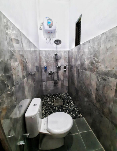 Bathroom 4, Rumah Sorai, Malang