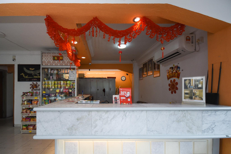 OYO 43970 Palace Inn, Miri