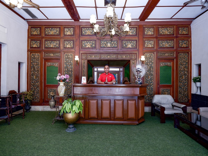 Public Area 3, OYO 1644 Hotel Griya Kencana, Solo