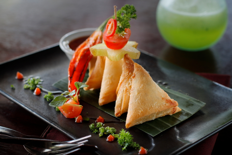 Food & Drinks 14