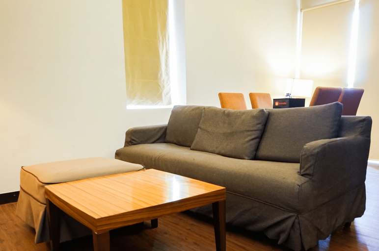 Ancol Marina 1BR Queen Bed Tower A By Travelio, North Jakarta