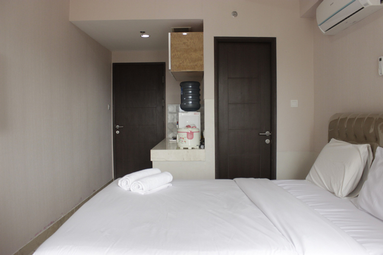 Comfy Studio Room at Mekarwangi Square Apartment Cibaduyut By Travelio, Bandung