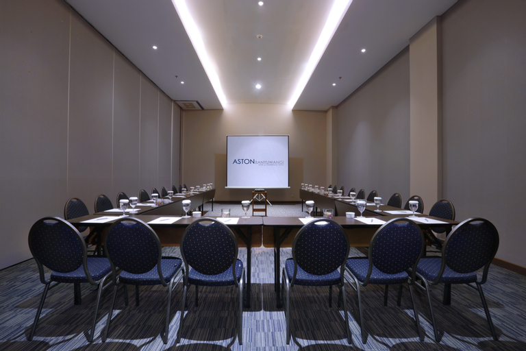 Business Facilities 28