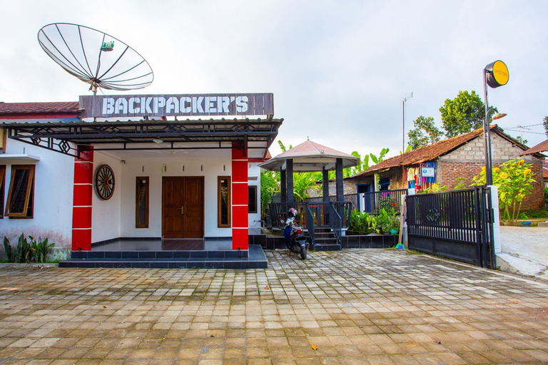 SPOT ON 2718 Backpacker's Homestay Jlegong, Wonosobo