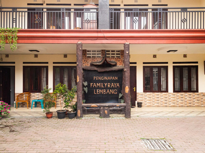 OYO 681 Wisma Family Raya, Bandung