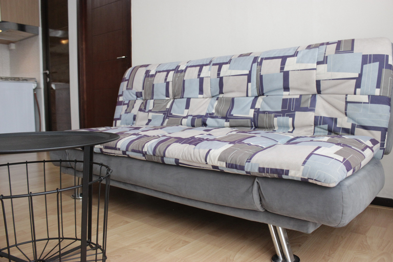 Bedroom 3, Deluxe & Cozy 3BR at Gateway Pasteur Apartment By Travelio, Bandung