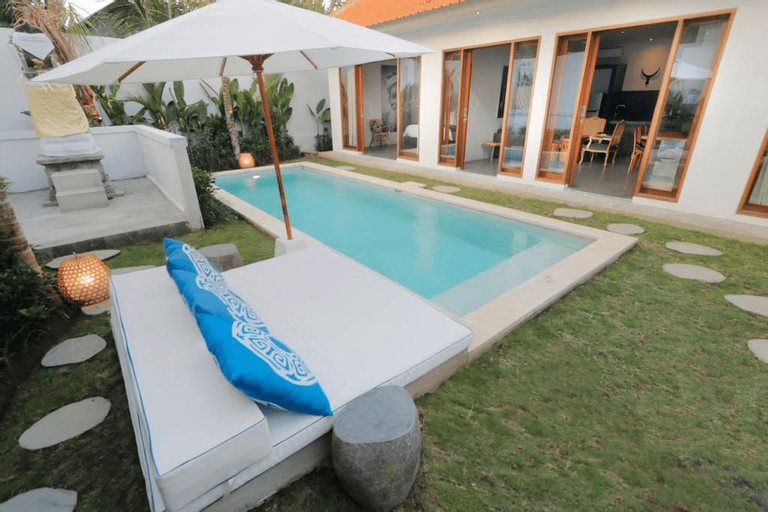 Swimming Pool 9