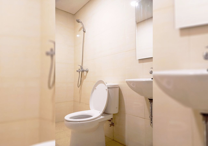 Bathroom 5, Bandara City Apartment near Soekarno Hatta, Tangerang